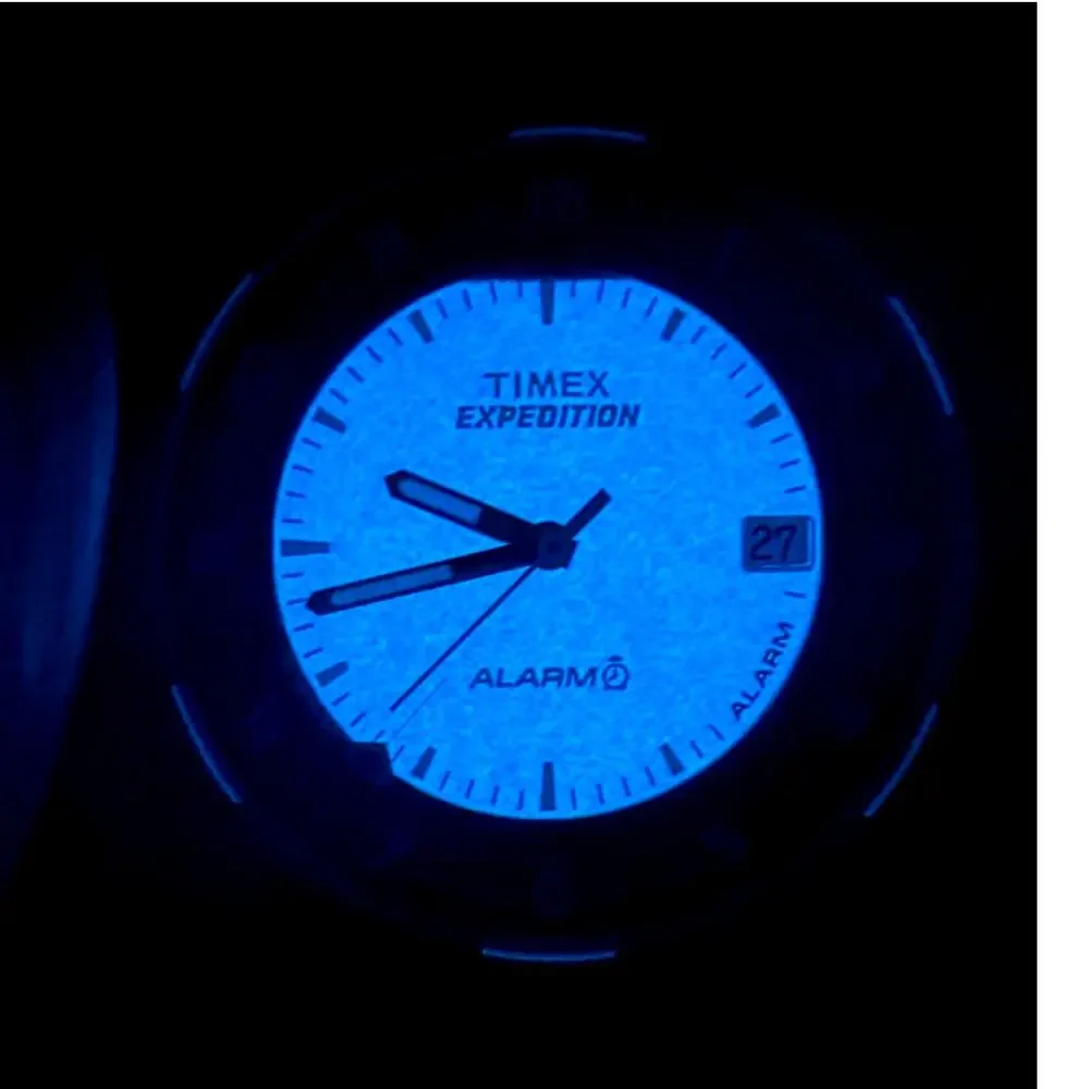 Timex Expedition T43391 Shenmue Alarm Indiglo Steel Bracelet 39mm Vintage Watch